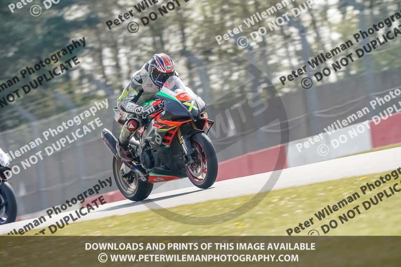 donington no limits trackday;donington park photographs;donington trackday photographs;no limits trackdays;peter wileman photography;trackday digital images;trackday photos